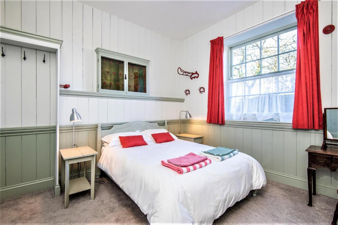 The Coach House Фалмут